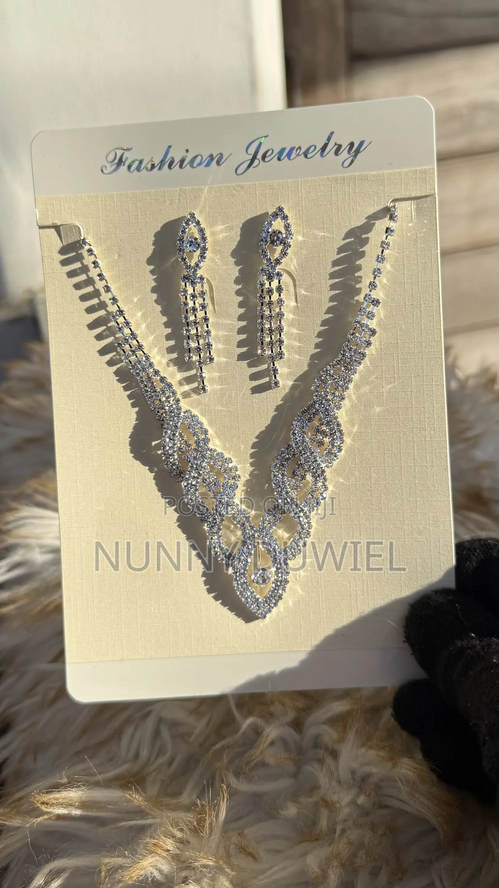 Elegant Silver Crystal Wave Necklace Set