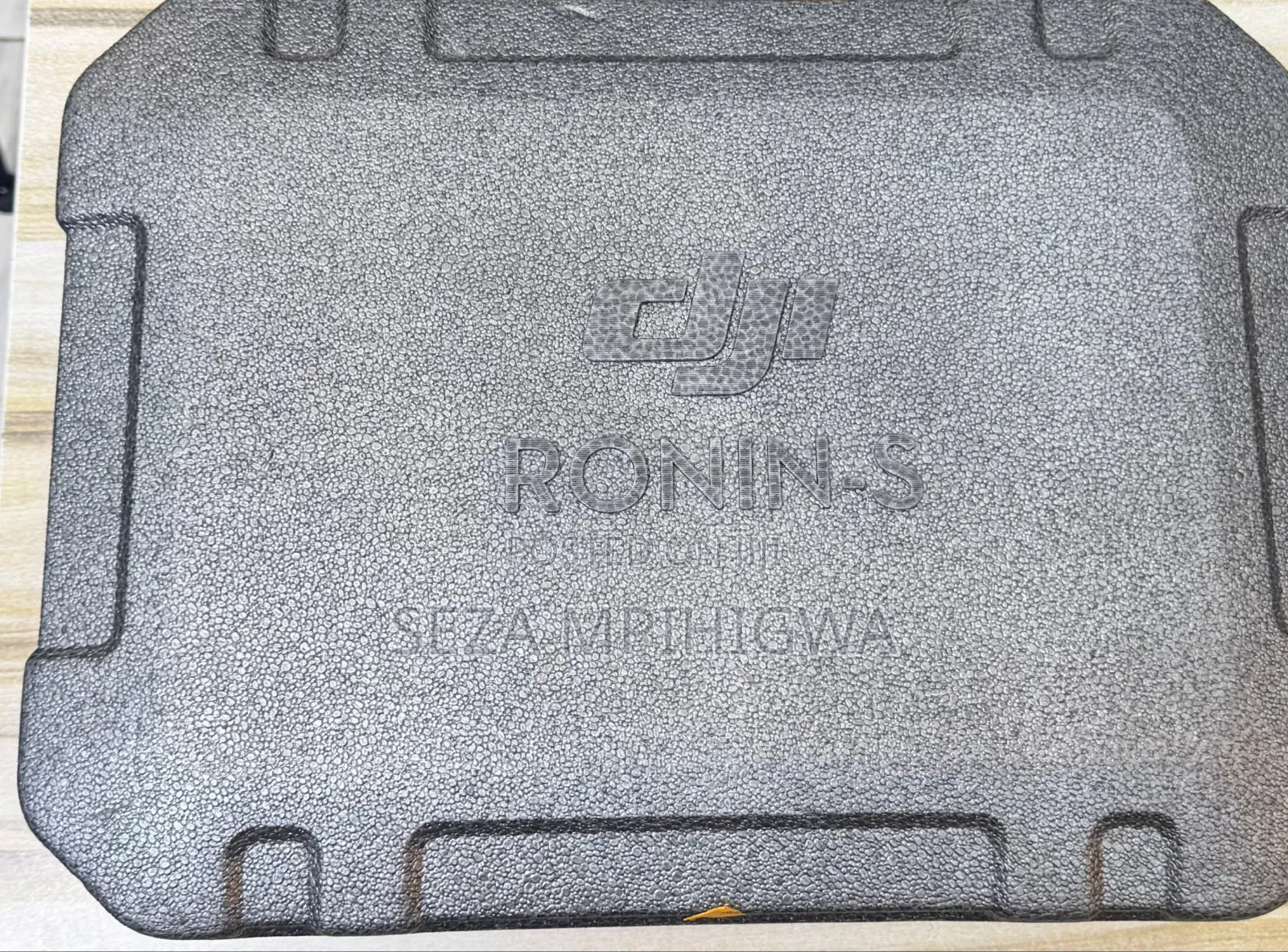 DJI Ronin-S 3-Axis Gimbal Stabilizer