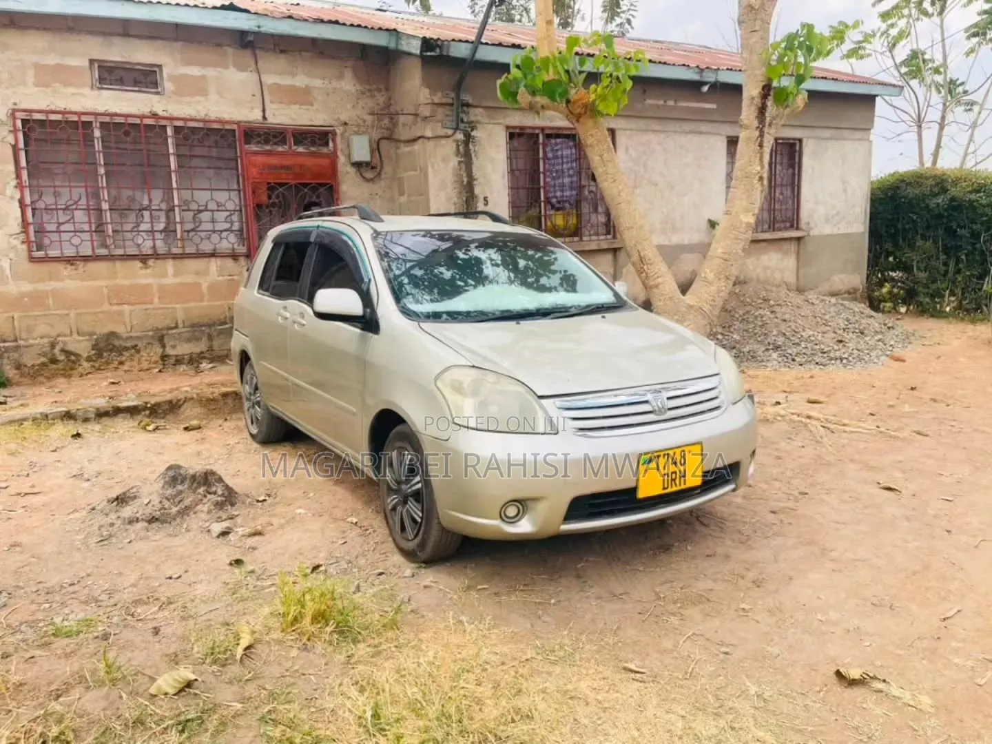 Toyota Raum 2005 Silver