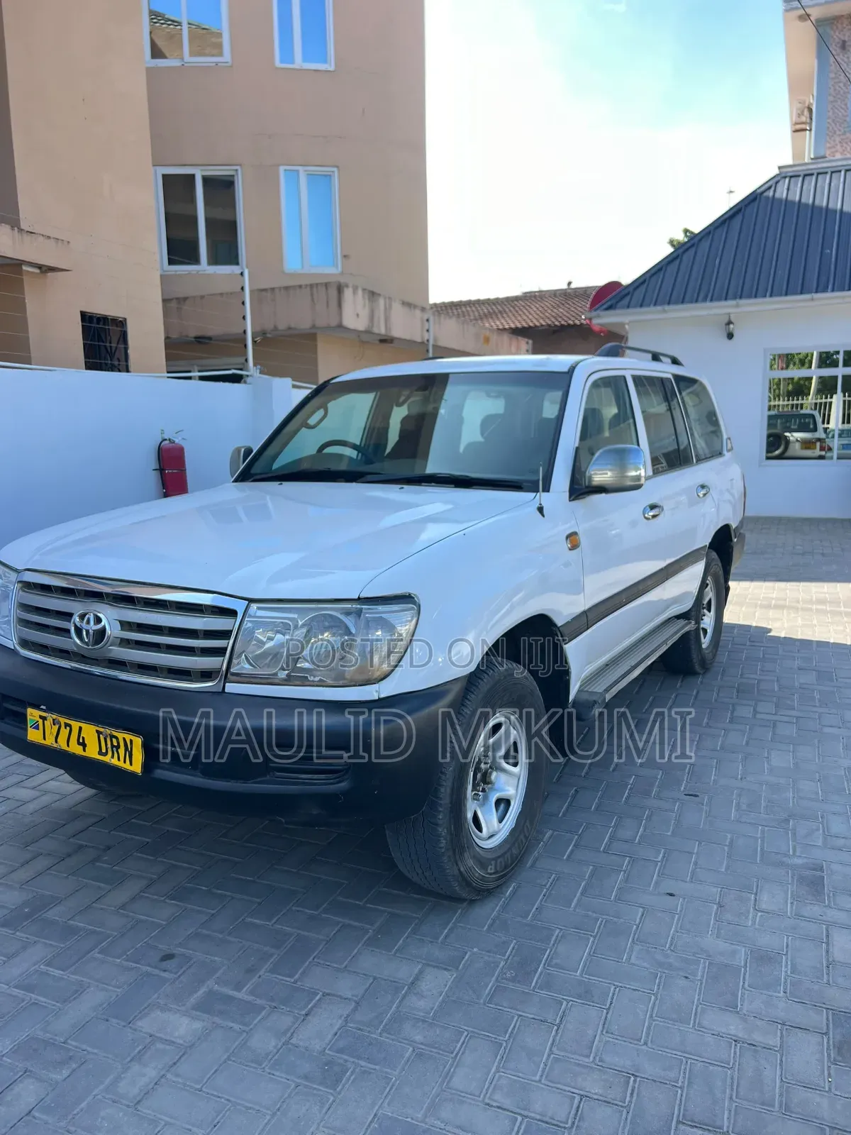 Toyota Land Cruiser 2007 White