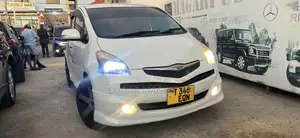 Toyota Ractis 2005 White