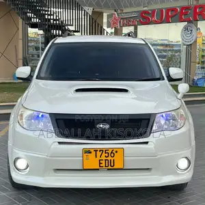 Subaru Forester 2.0D X 2010 White