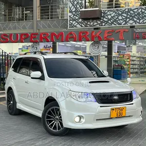 Subaru Forester 2.0D X 2010 White