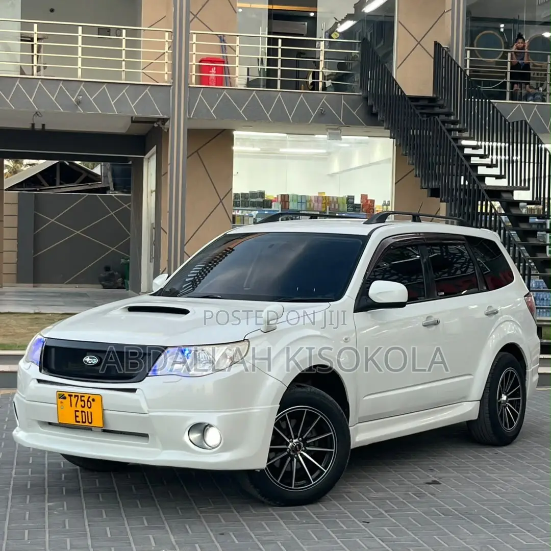 Subaru Forester 2.0D X 2010 White