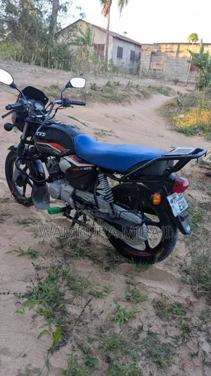 TVS HLX 125 2025 Black