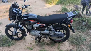 TVS HLX 125 2025 Black