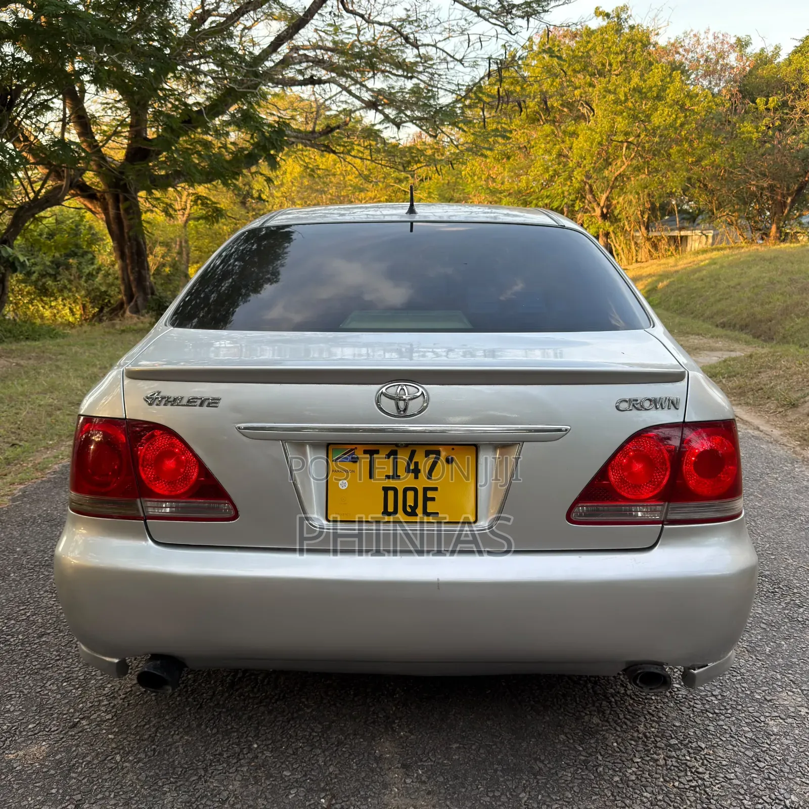 Toyota Crown 2004 Silver