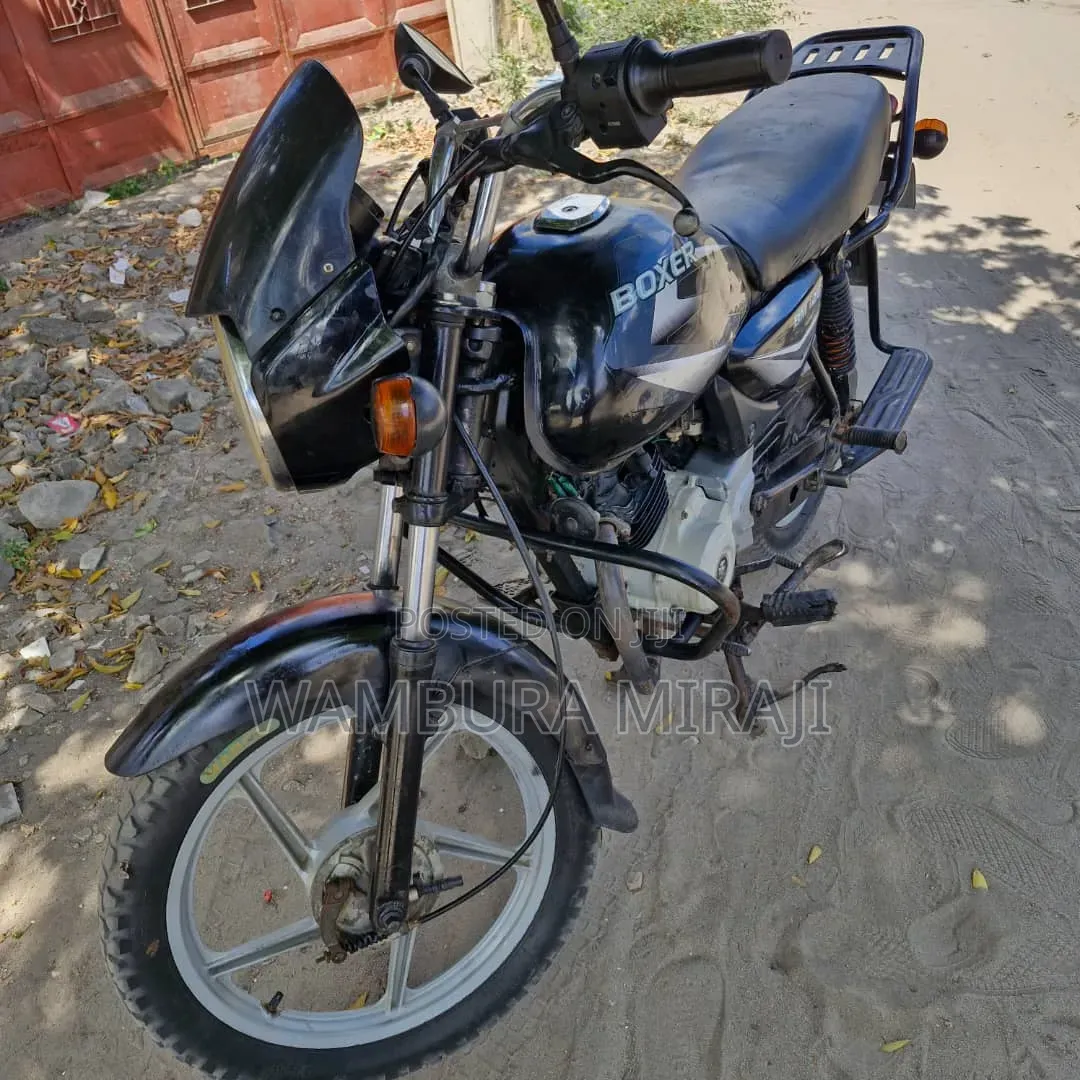 Bajaj Boxer 125 2025 Black