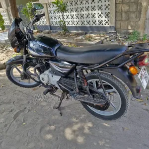 Bajaj Boxer 125 2025 Black