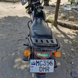 Bajaj Boxer 125 2025 Black