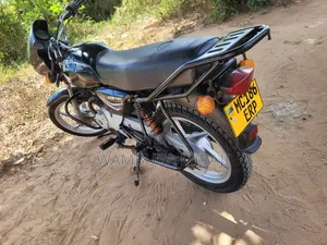 New Bajaj Boxer 125 2025 Black