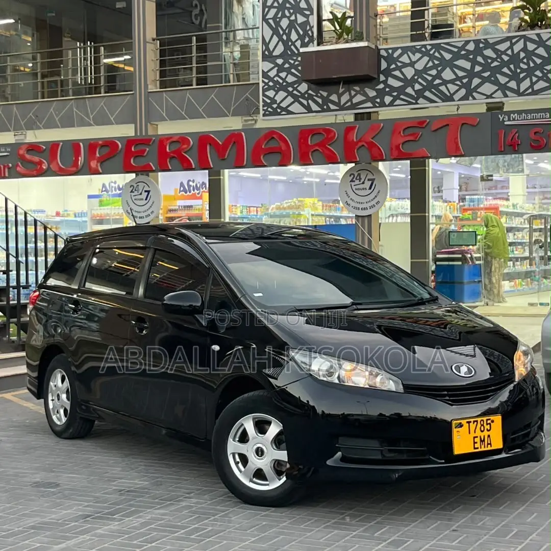 Toyota Wish 2012 Black