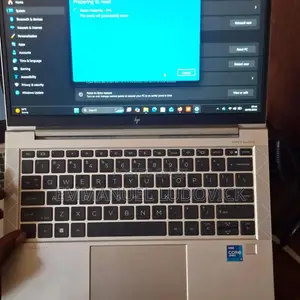 Laptop HP EliteBook 830 G8 16GB Intel Core i7 SSD 512GB