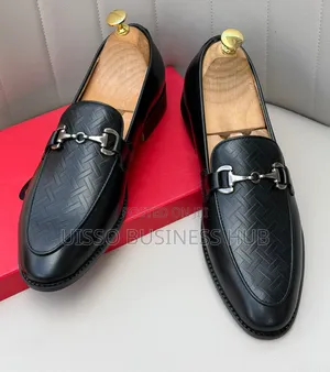 Men's Shoe Fly