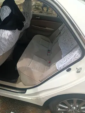 Toyota Mark II 2004 White