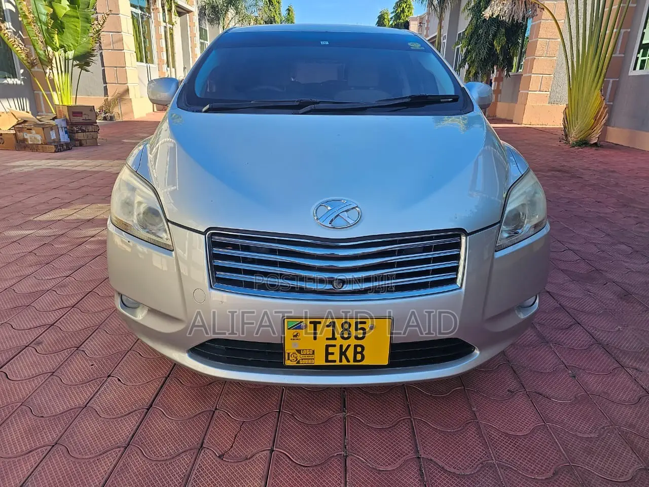 Toyota Mark X Zio 2.4 AWD (6 seater) 2010 Silver