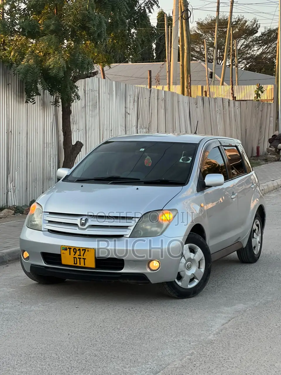 Toyota IST 2005 Silver