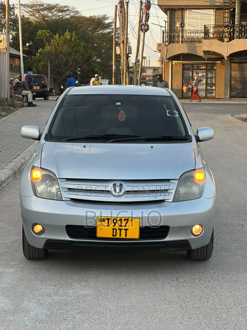 Toyota IST 2005 Silver