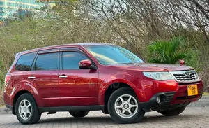 Subaru Forester 2011 Maroon