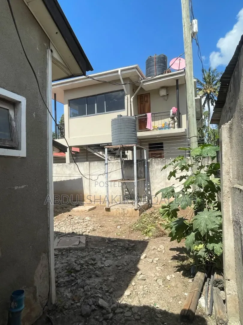 House Godown