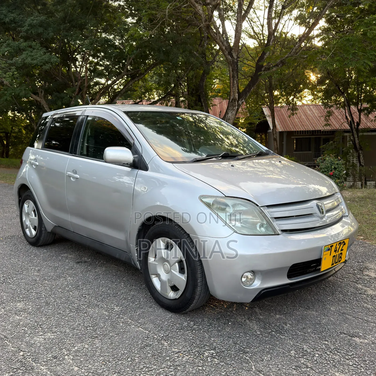 Toyota IST 2005 Silver