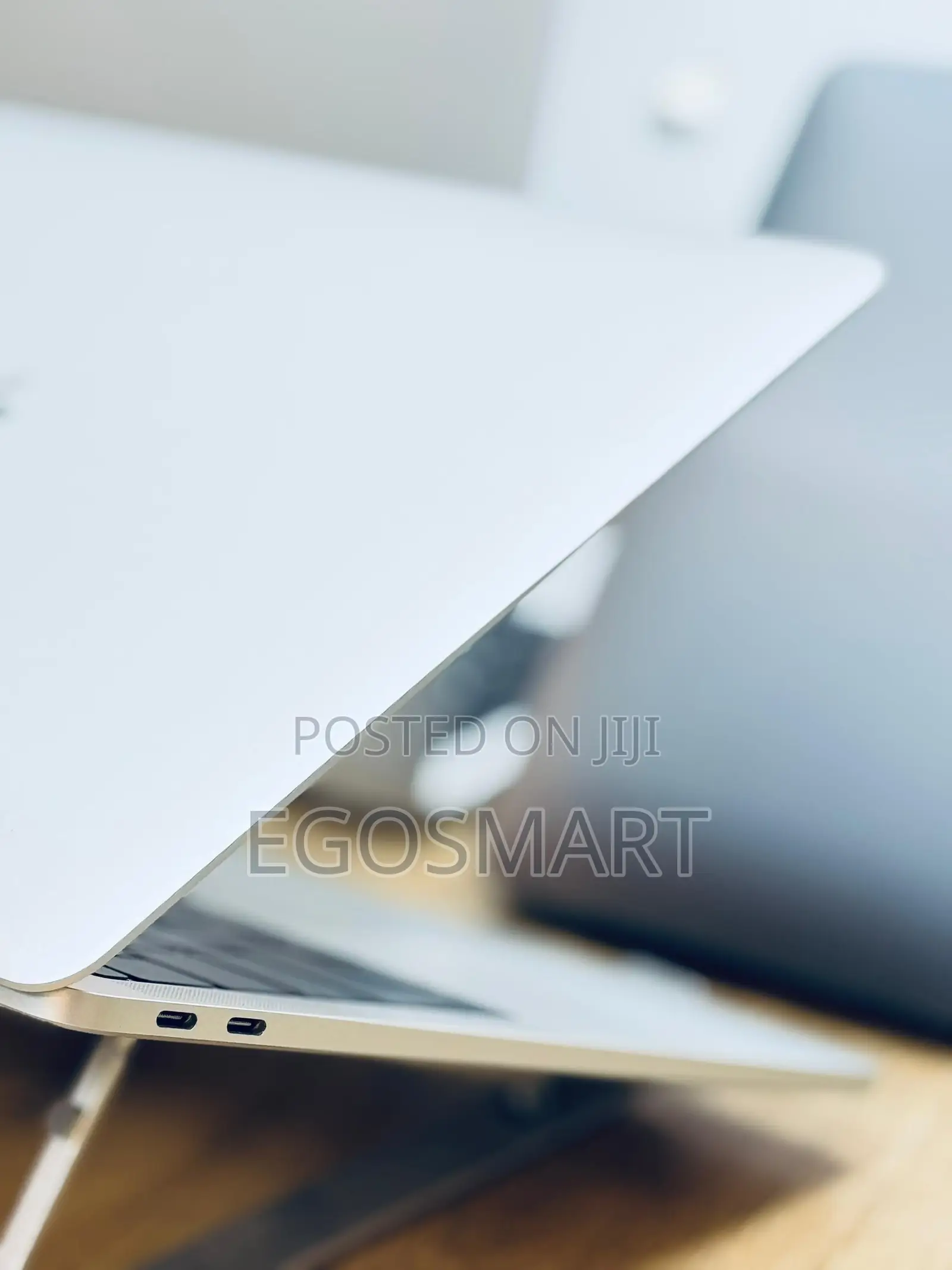 Laptop Apple MacBook Pro 2017 8GB Intel Core i5 SSD 256GB