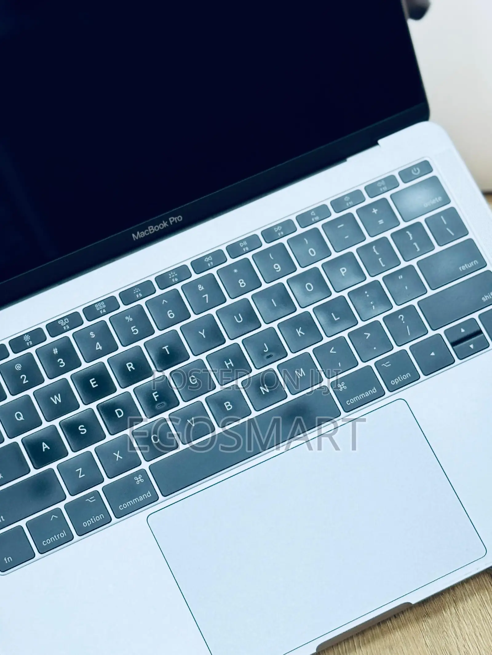 Laptop Apple MacBook Pro 2017 8GB Intel Core i5 SSD 256GB