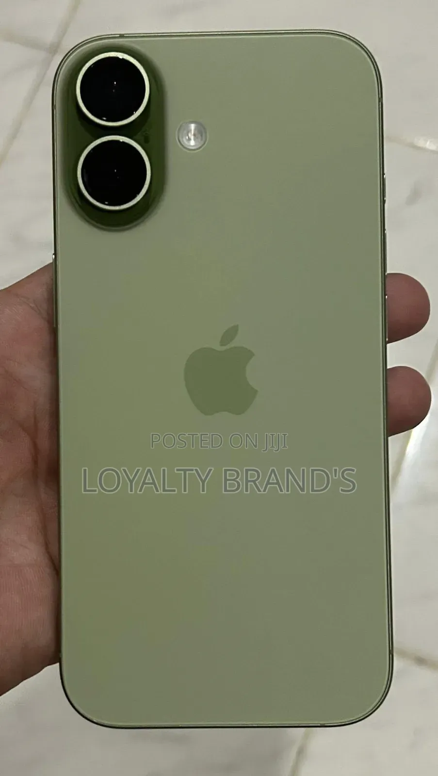 New Apple iPhone 17 256 GB Green