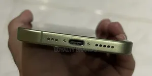 New Apple iPhone 17 256 GB Green