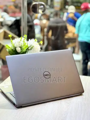 Laptop Dell Vostro 13 5390 8GB Intel Core i5 SSD 256GB