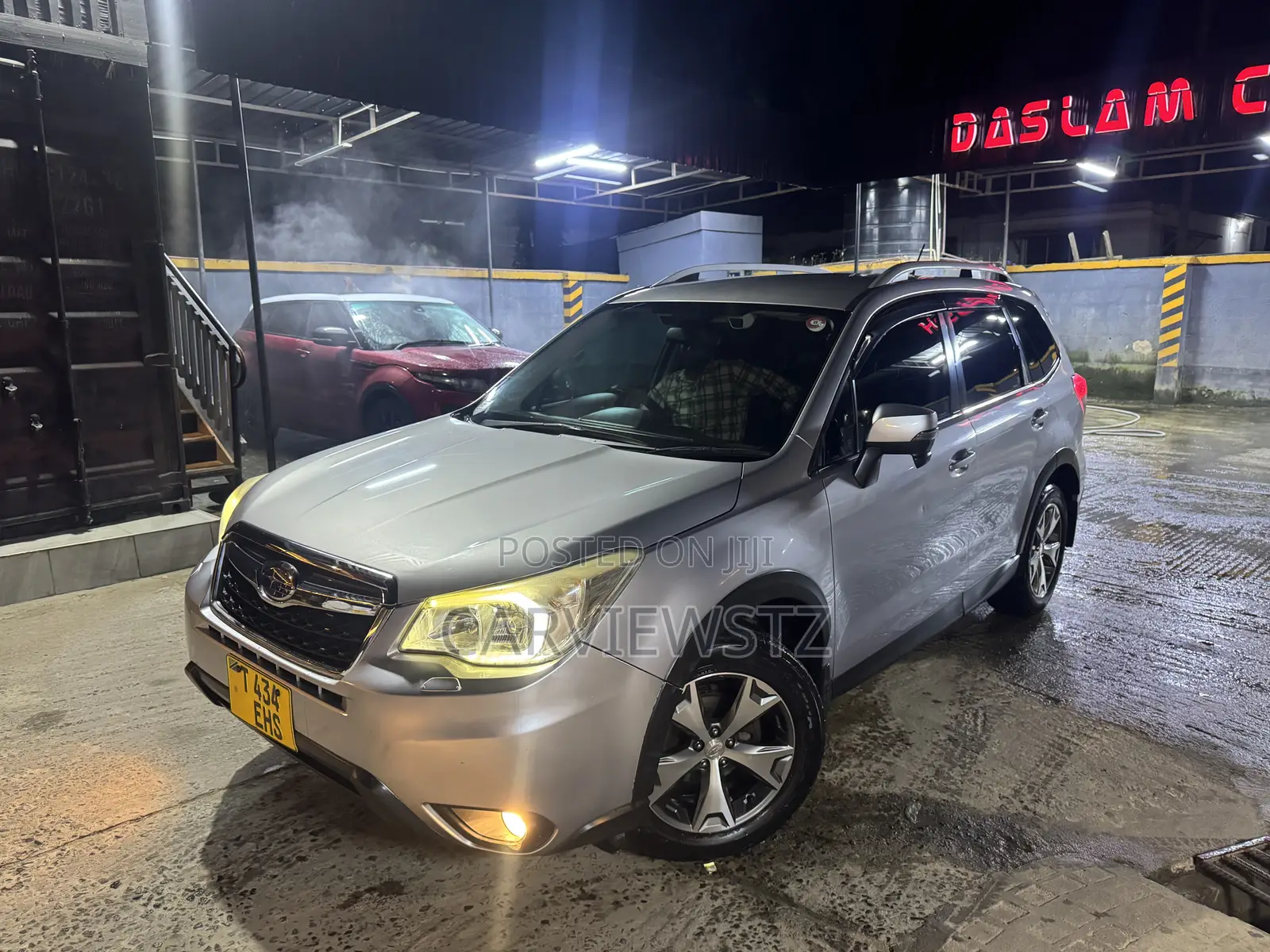 Subaru Forester 2.0XT Premium 4dr SUV AWD (2.0L 4cyl Turbo CVT) 2014