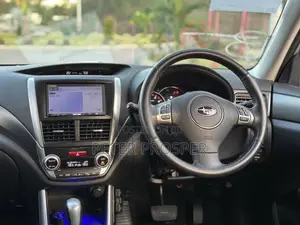 Subaru Forester 2.0D X 2011 Silver