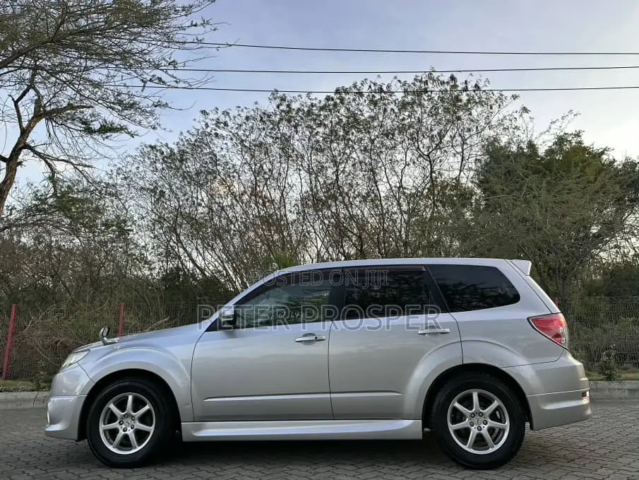 Subaru Forester 2.0D X 2011 Silver