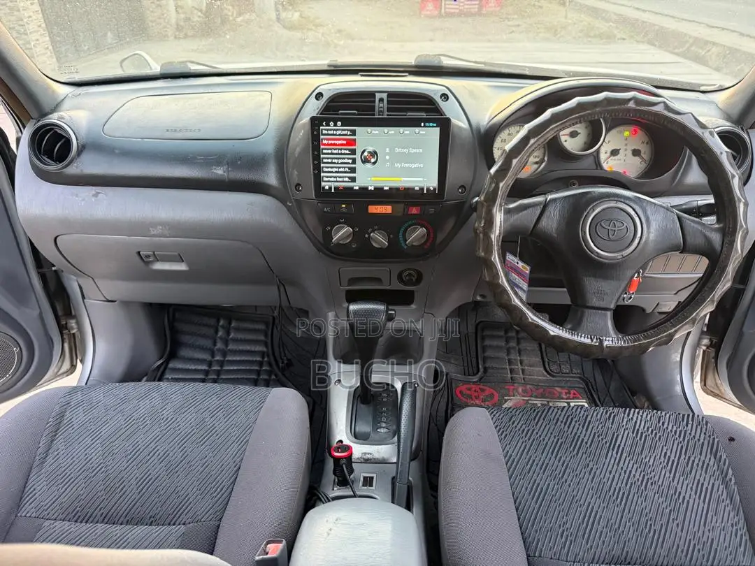 Toyota RAV4 2005 Silver
