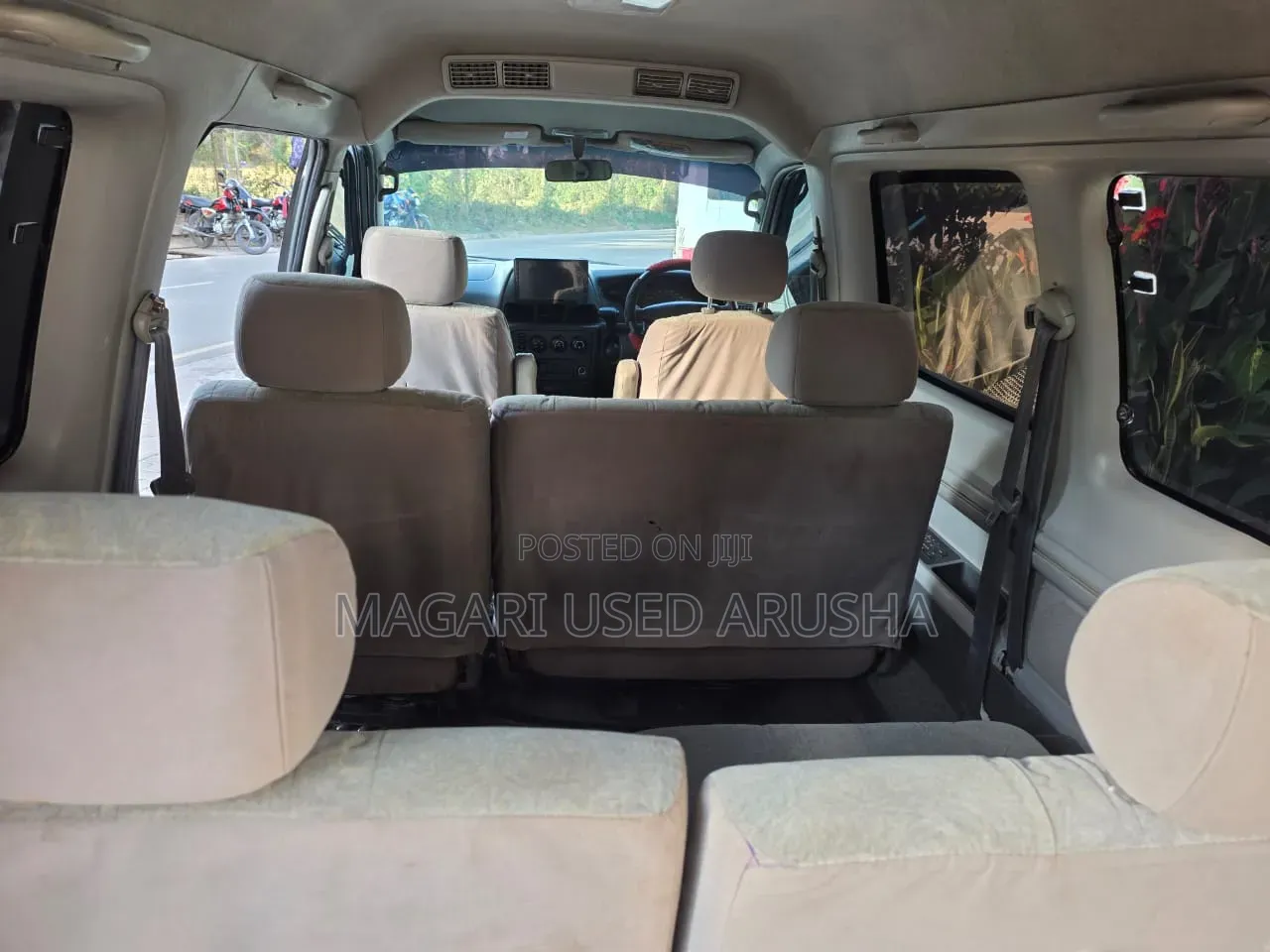 Toyota Noah 2001 Silver