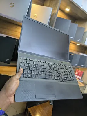 Laptop Fujitsu 8GB Intel Core i3 SSD 256GB