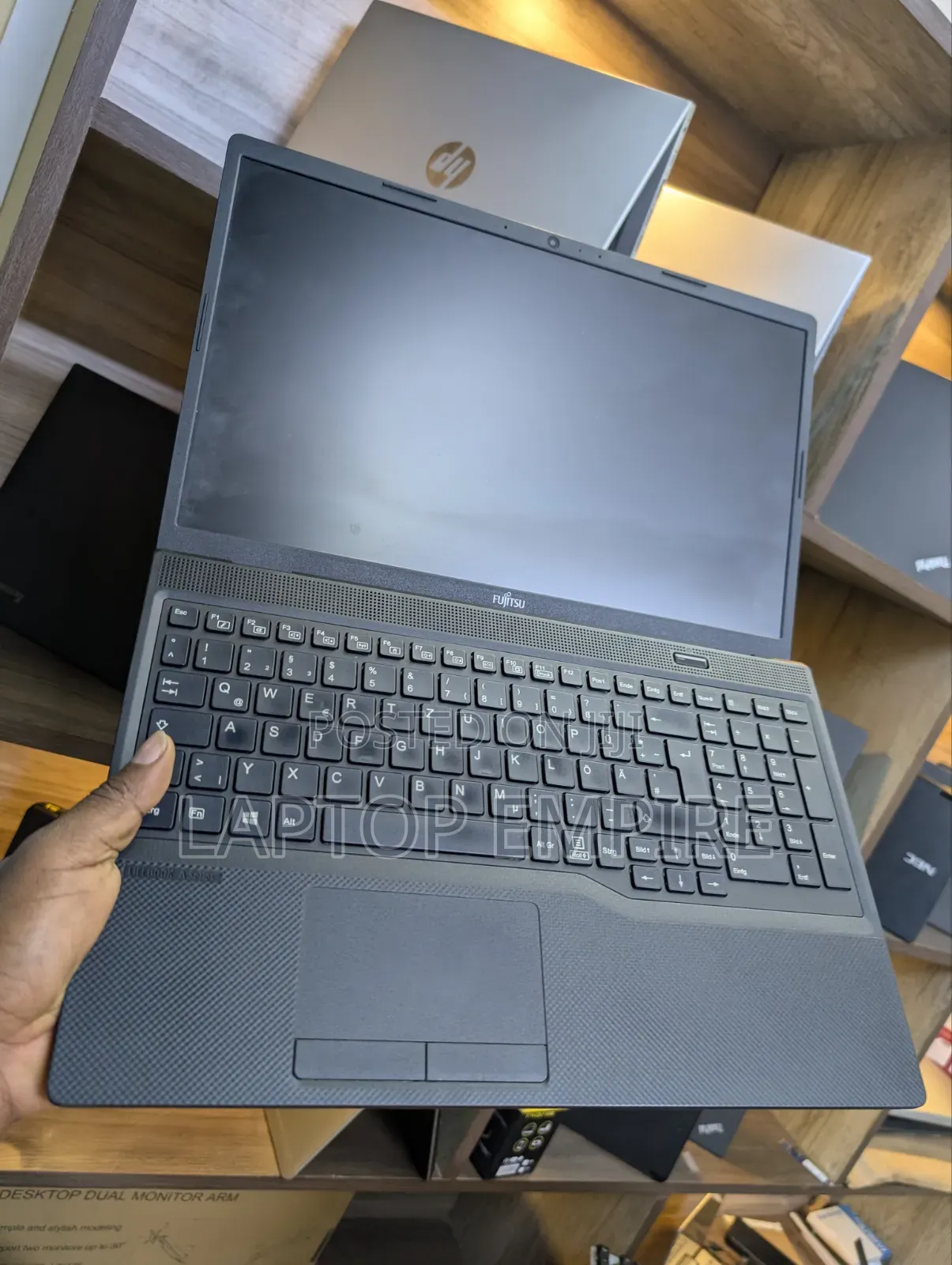 Laptop Fujitsu 8GB Intel Core i3 SSD 256GB