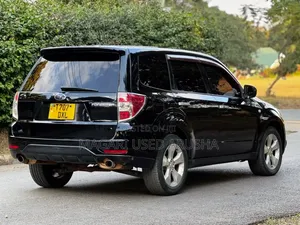 Subaru Forester 2010 Black