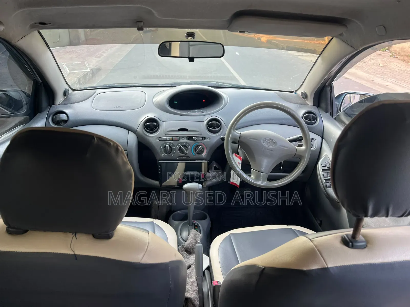 Toyota Vitz 2002 Pink