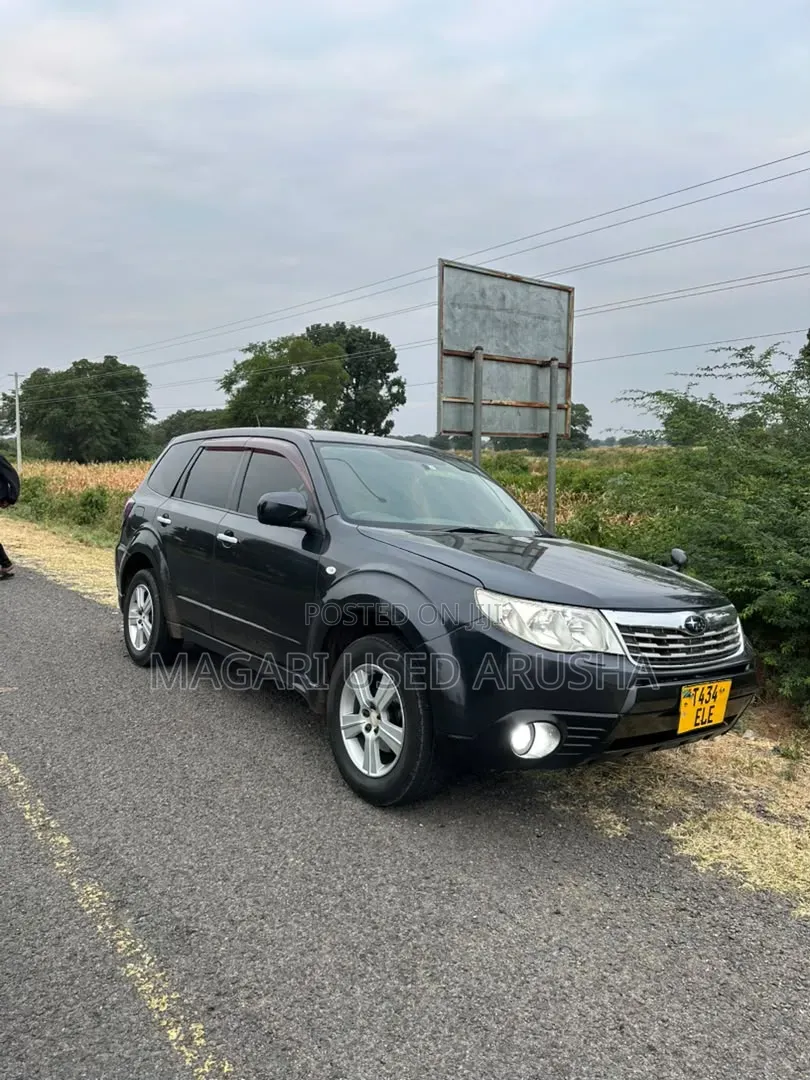 Subaru Forester 2010 Black