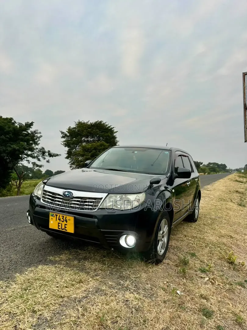 Subaru Forester 2010 Black