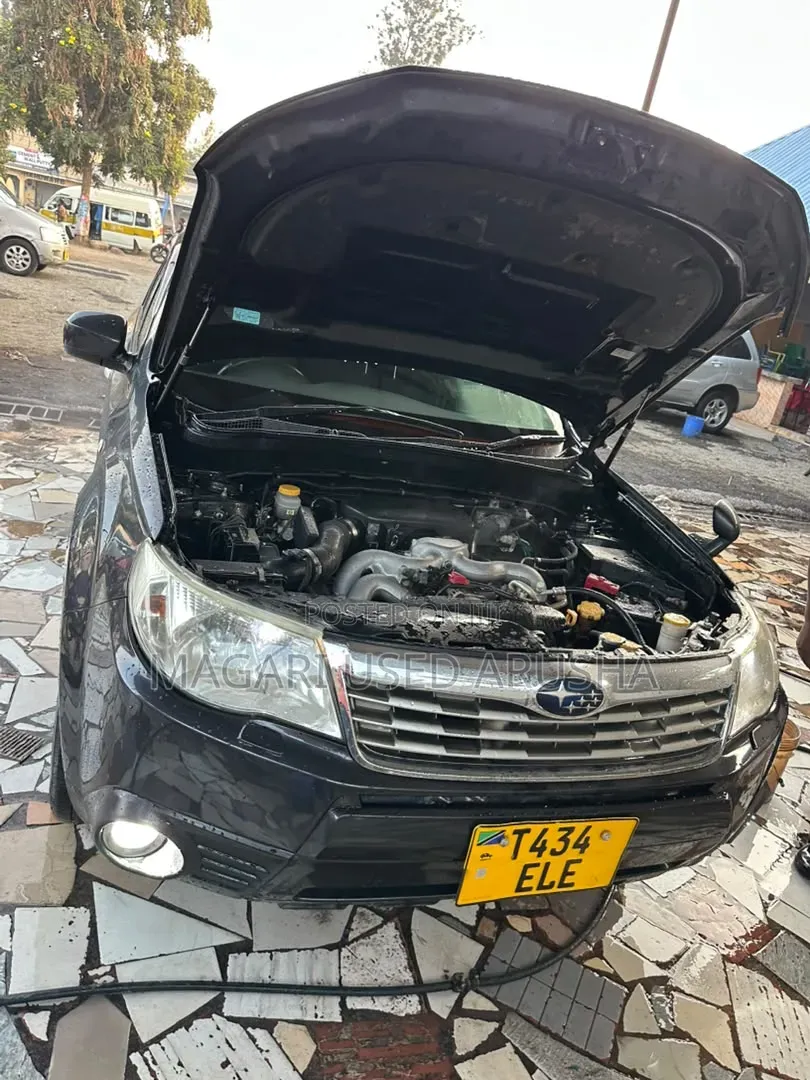 Subaru Forester 2010 Black