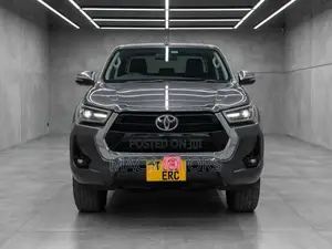 Toyota Hilux 2019 Gray