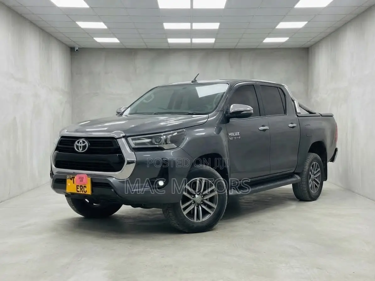 Toyota Hilux 2019 Gray