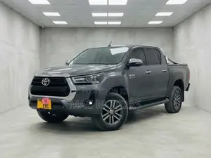 Toyota Hilux 2019 Gray