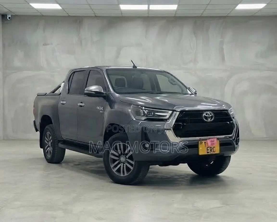 Toyota Hilux 2019 Gray