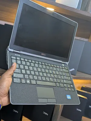 Laptop Dell 8GB Intel Core i7 HDD 320GB