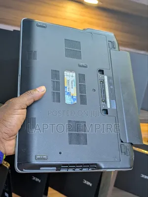 Laptop Dell 8GB Intel Core i7 HDD 320GB