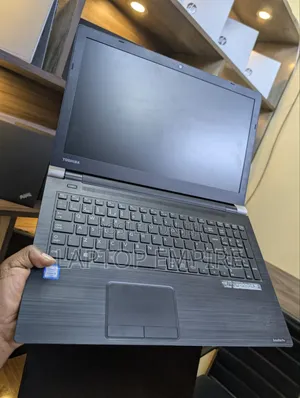 Laptop Toshiba 8GB Intel Core i5 HDD 500GB