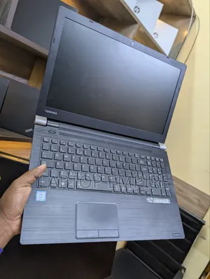 Laptop Toshiba 8GB Intel Core i5 HDD 500GB